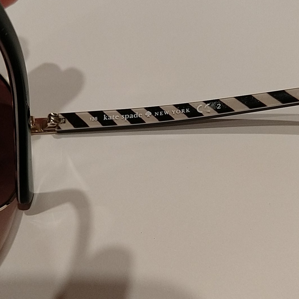 Flash sale- EUC Kate Spade sunglasses - Picture 6 of 6